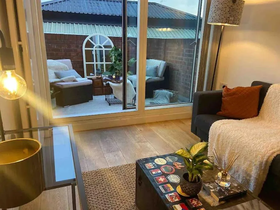 Apartment Spitalfields Market Penthouse Flat With Balcony London