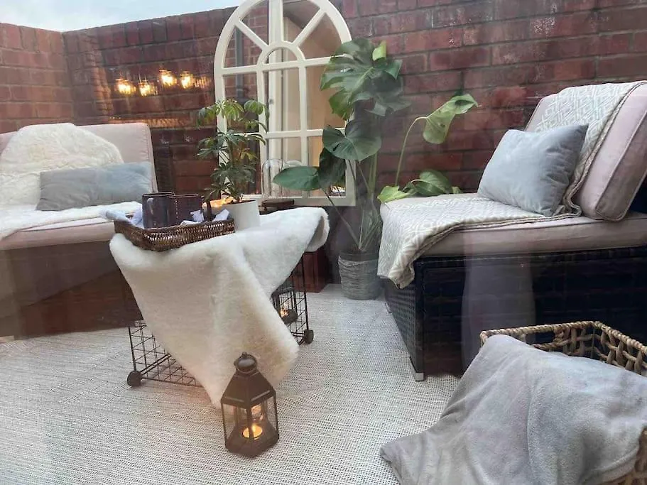 Apartment Spitalfields Market Penthouse Flat With Balcony London