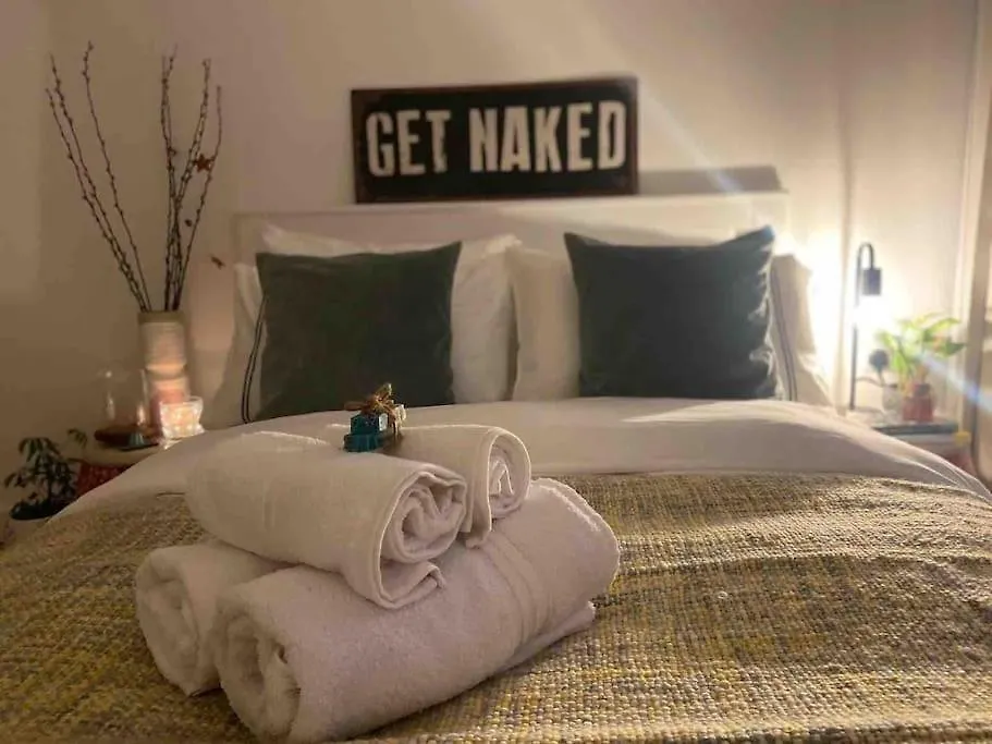 Spitalfields Market Penthouse Flat With Balcony London United Kingdom